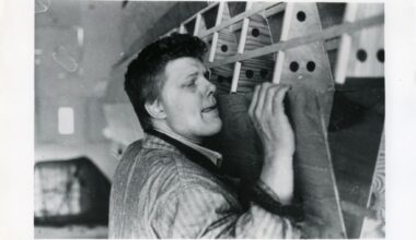 Sculptor Who Defined Minimalism Dies at 88