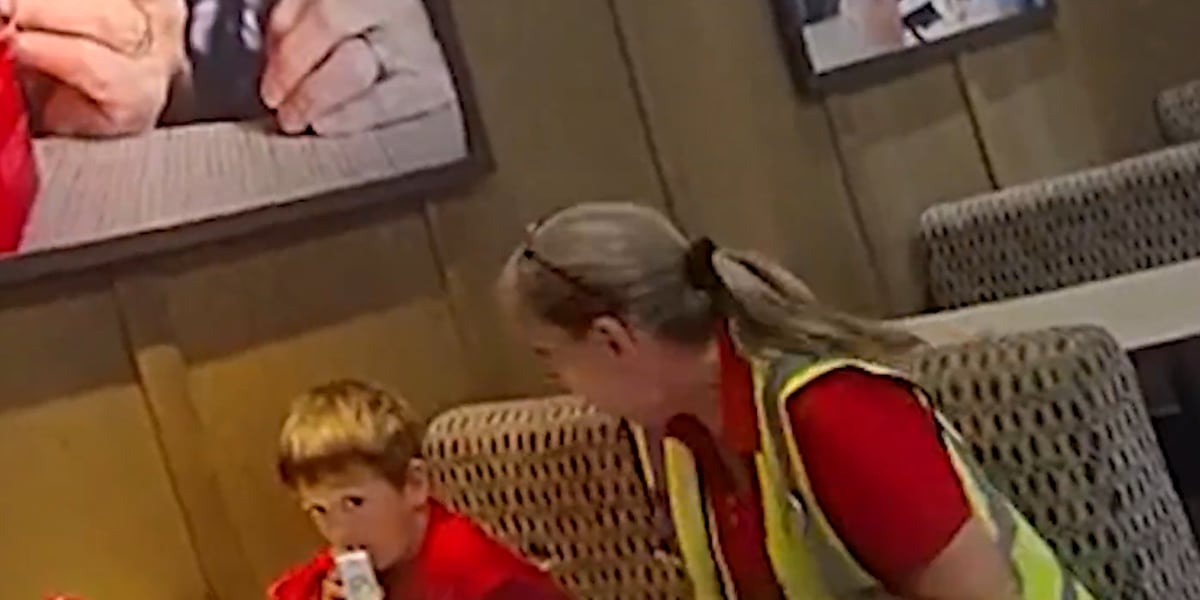 5-year-old Florida boy wanders to Chick-fil-A alone