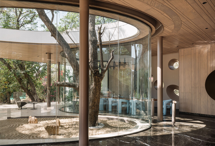 Gathering Grove Residence / R+R Architects - Image 1 of 19