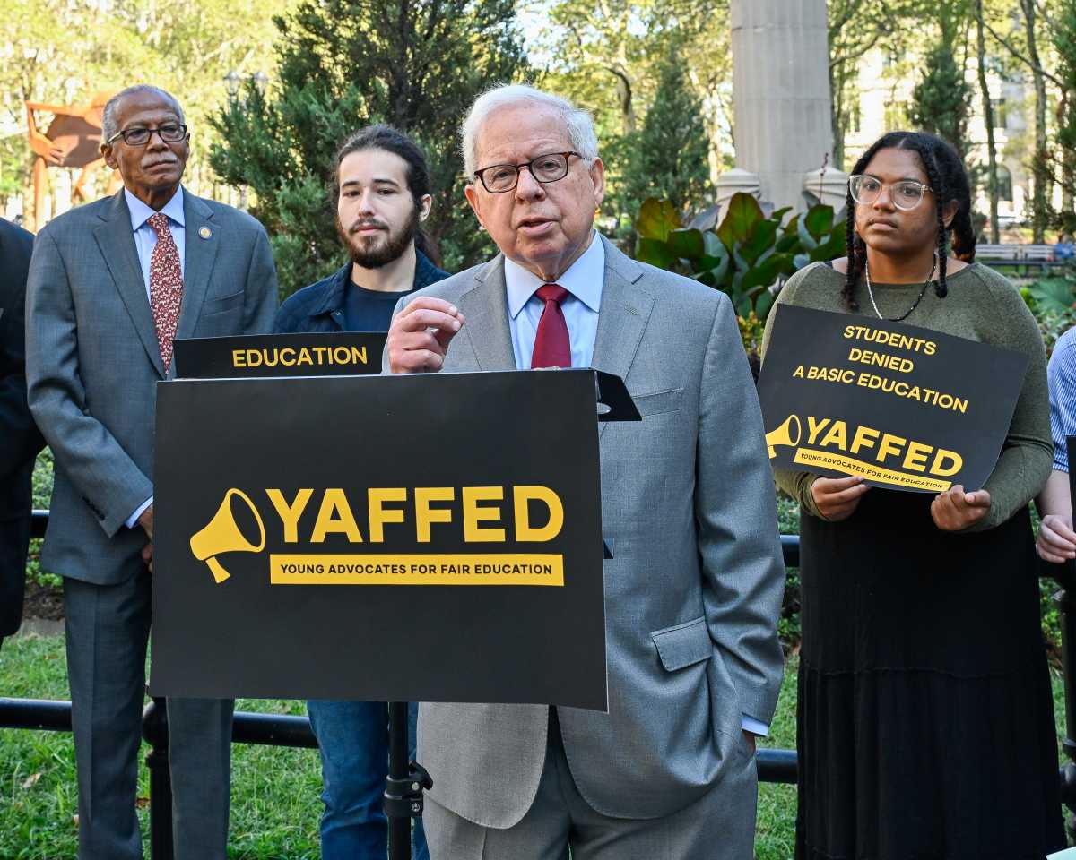 Parents, advocates sue New York over rollback of yeshiva education standards • Brooklyn Paper