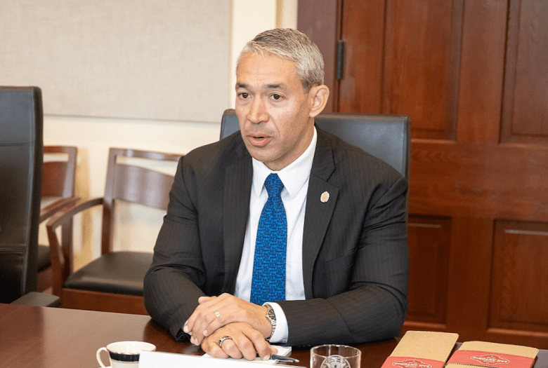 Mayor Ron Nirenberg speaks with Department of Homeland Security officials during a Washington, D.C., meeting in 2023.