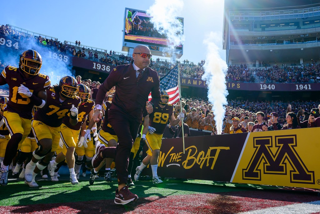 Gophers nab tall tight end from Wisconsin