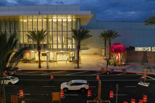 San Diego International Airport will welcome the first flights to arrive at the new Terminal 1. Outside the new Terminal 1 at the San Diego International Airport on Monday, Sept. 22, 2025 in San Diego, California. (Alejandro Tamayo / The San Diego Union-Tribune)