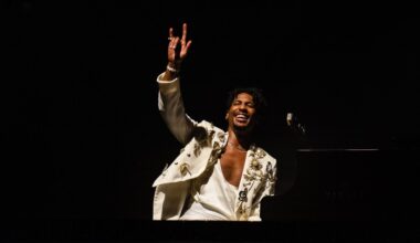 Jon Batiste’s San Diego concert with Andra Day a triumph and a disappointment – San Diego Union-Tribune