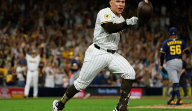 CLINCHED! Padres outlast Brewers in 11 innings, secure NL playoff spot