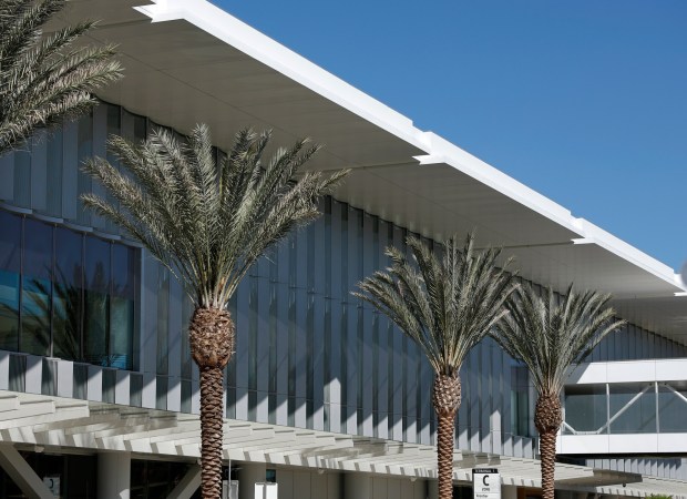Artist James Carpenter developed the curvilinear and luminous facade on the exterior of the new Terminal 1 at San Diego International Airport. (K.C. Alfred / The San Diego Union-Tribune)