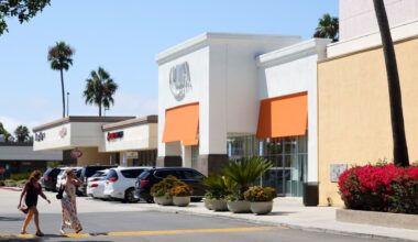 San Diego wants 17,000 new homes in Clairemont, mostly in high-rises. But it’s not touching residential neighborhoods. – San Diego Union-Tribune
