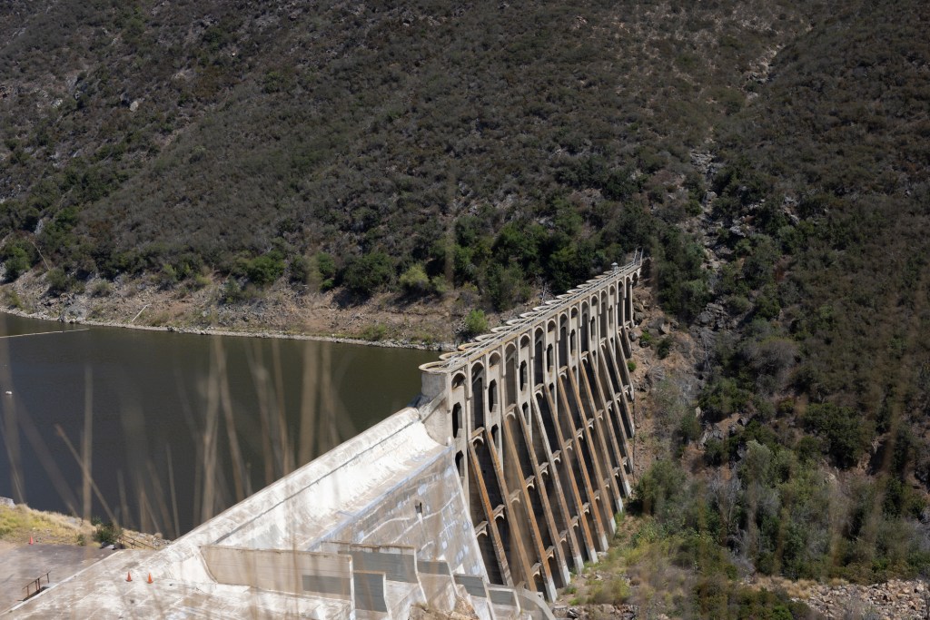 Grassroots group gathering support to raise Lake Hodges, help reduce wildfire risk – San Diego Union-Tribune