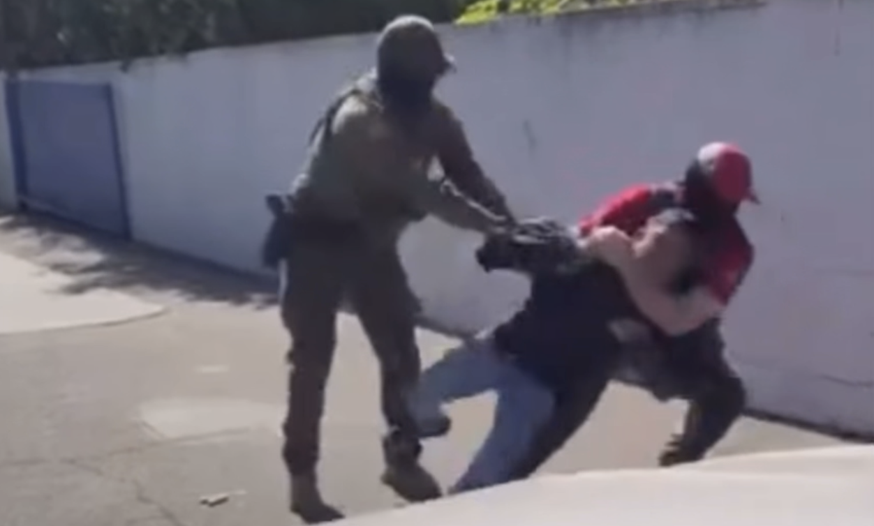 Rapid Responders Beat ICE at Some Home Depot Raids, but Car Washes Keep Getting Rocked ~ L.A. TACO