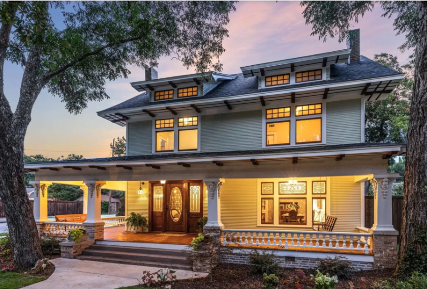 Bringing a Munger Place Prairie Four-Square Back to Its Beautiful Roots