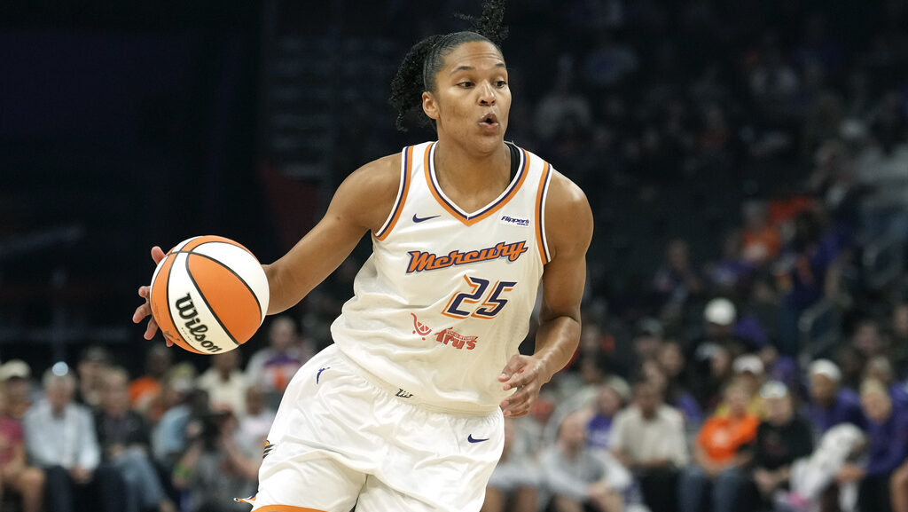 Phoenix Mercury forward Alyssa Thomas...