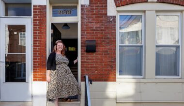 Teresa Nutter stands in the doorway of the South Philadelphia house she bought last month for almost nothing down thanks to strategizing by her real estate agent and mortgage broker.