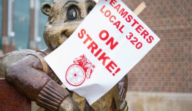 Farm Aid on as University of Minnesota, Teamsters reach deal to end strike
