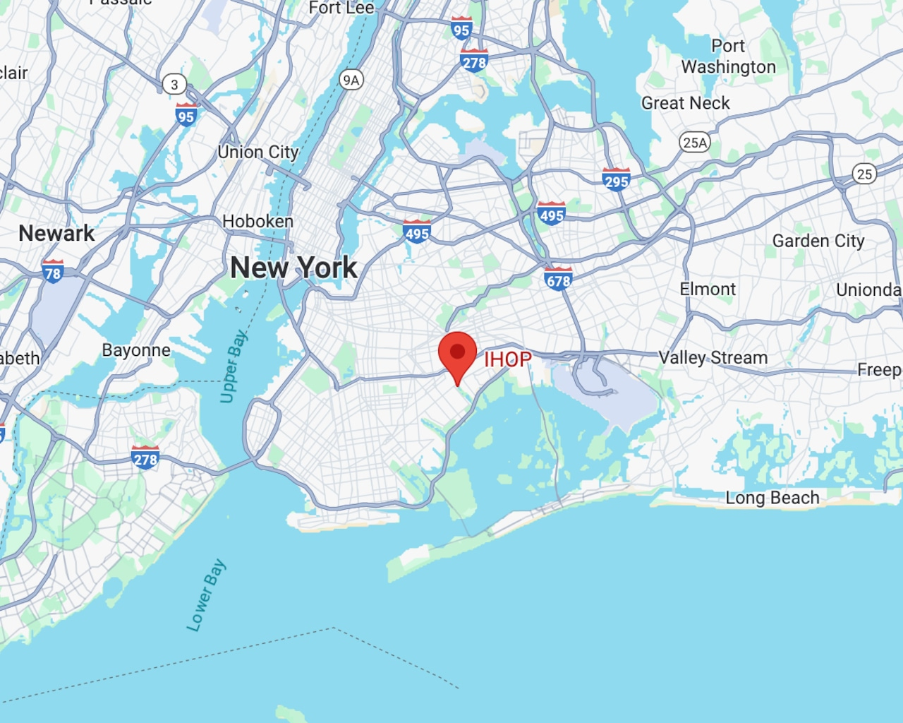 Man fatally stabbed inside popular Brooklyn eatery: Report