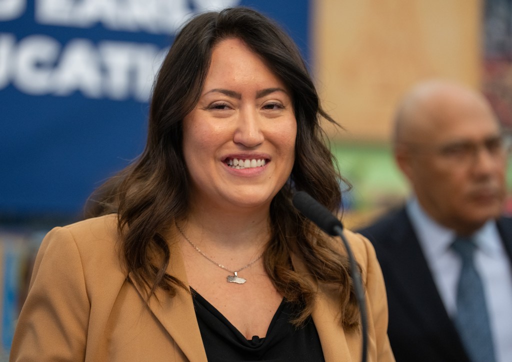 NYC schools chancellor expands plan for homeless students backed by Mamdani