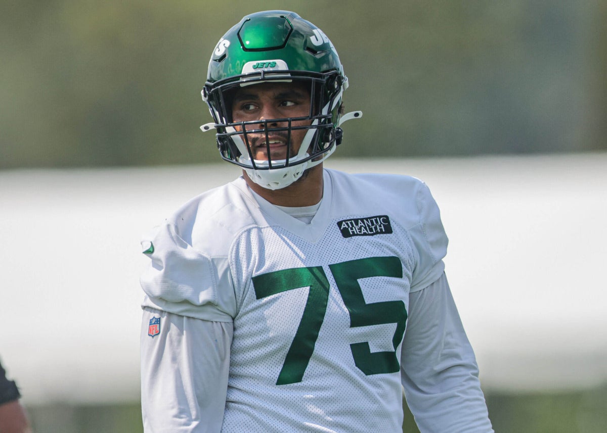 Jets guard Alijah Vera-Tucker’s season could be at risk after serious arm injury: Sources