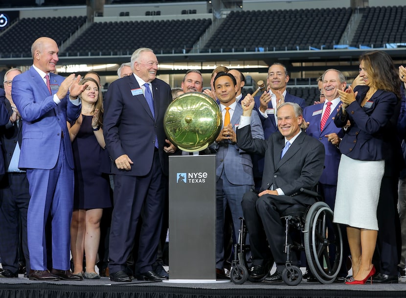 Texas governor Greg Abbott is about to ring the bell for the closing of the NYSE at AT&T...