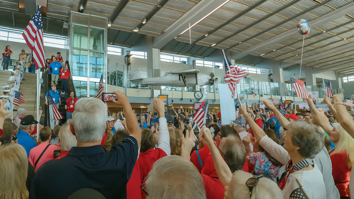 Dozens of veterans welcomed home to San Diego after Honor Flight to Washington, D.C. – NBC 7 San Diego