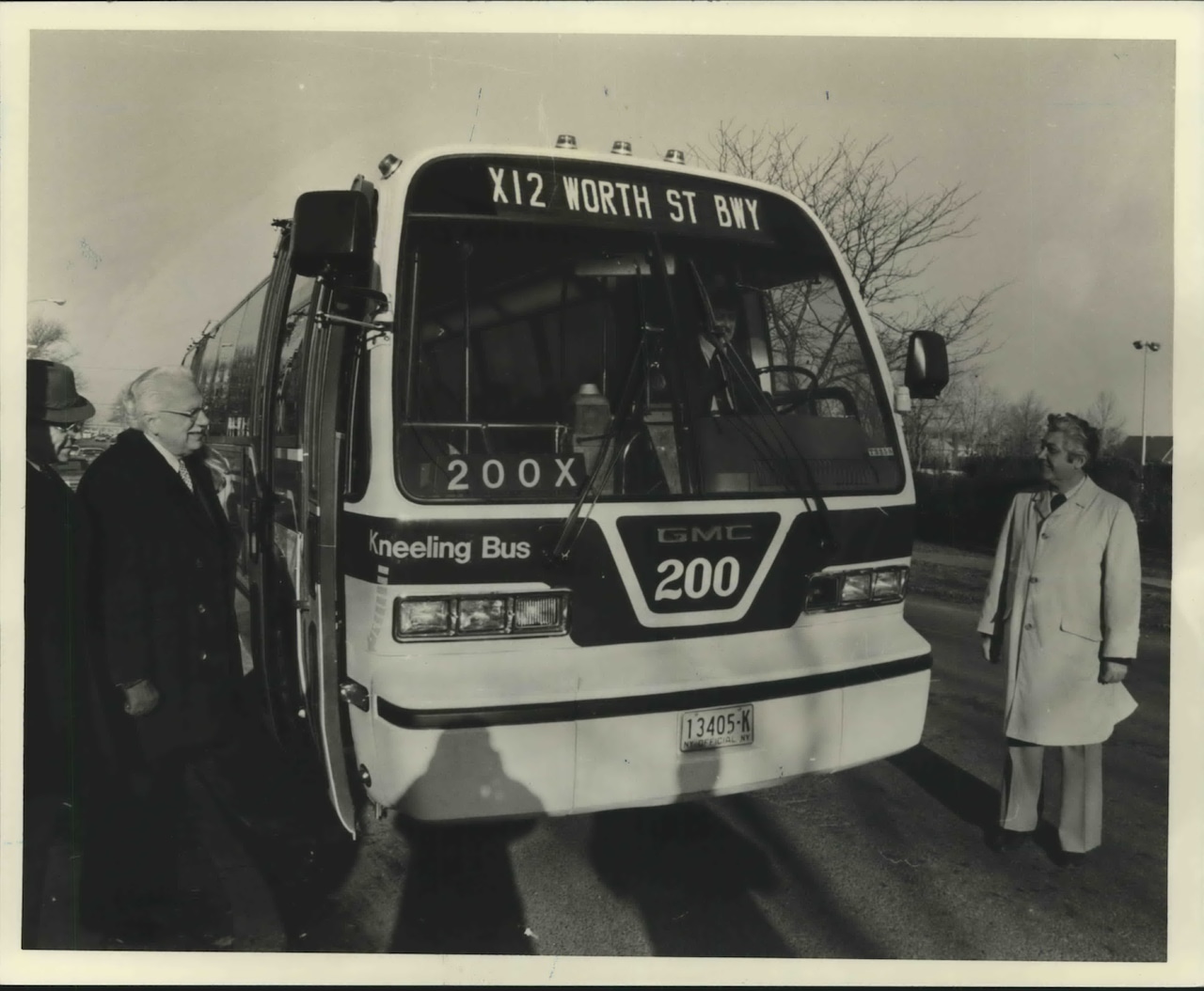 Vintage photos of buses on Staten Island