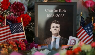 Charlie Kirk memorial held in Phoenix – Deseret News