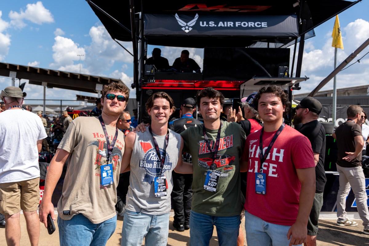 🏁 The NASCAR Playoffs are back at Talladega Superspeedway for a jam-packed weekend of thrilling races + live music– here's everything you need to know to plan the perfect 'Dega weekend! 🏎️💨

NowPartner #bham #talladega #yellawood500 #NASCAR #racing GG