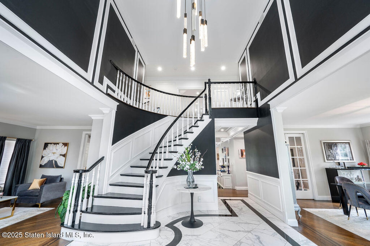 373 Ocean Terrace
