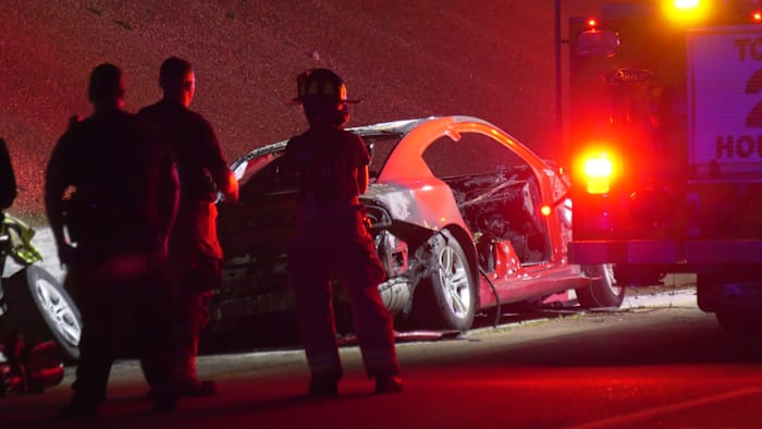 Speeding driver killed in fiery crash after hitting concrete barrier in SW Houston