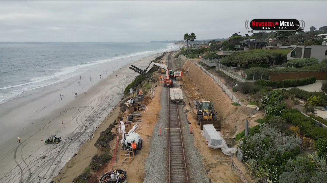 Del Mar bluffs stabilization construction