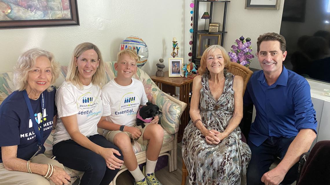 Three generations San Diego family delivers meals for National Grandparents' Day