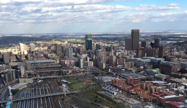 South Africa asks business to help save ailing Africa’s wealthiest city