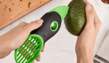 Shop 15 Useful Amazon Gadgets for $15 or Less