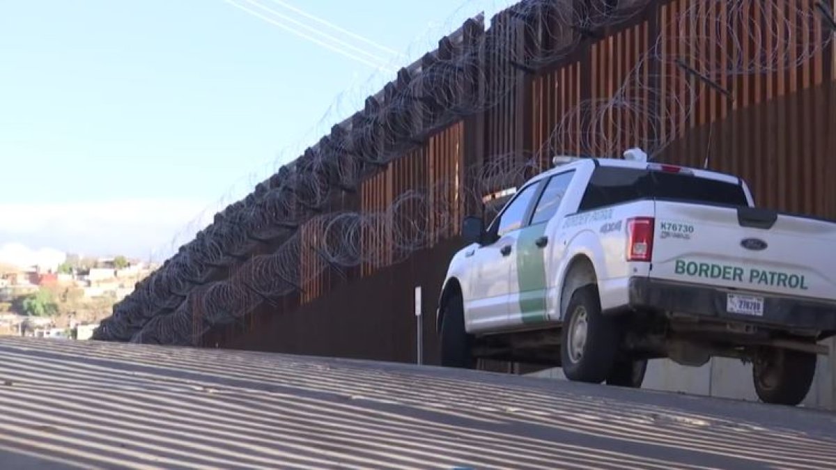 Trump administration is planning to build new barriers along the San Diego-Mexico border – NBC 7 San Diego
