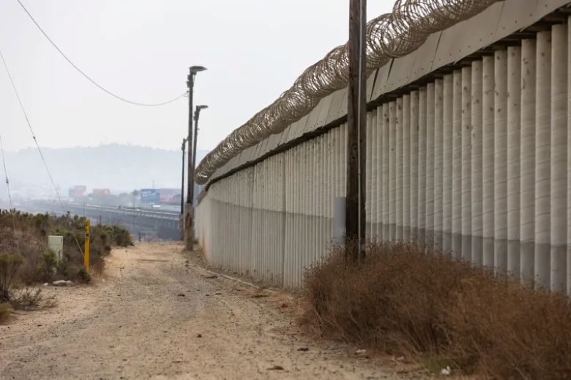 Tech, defense industries join San Diego officials, feds to discuss AI use at border