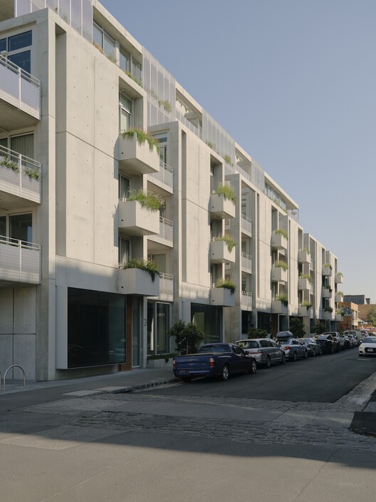 Brunswick Yard / Carr - Exterior Photography, Balcony