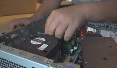 Maine kids build computers at Give IT Get IT program