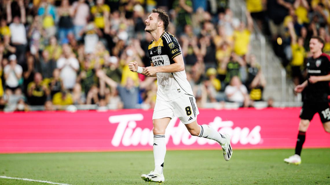New York City beats Crew 3-2 for 6th win in 8 matches