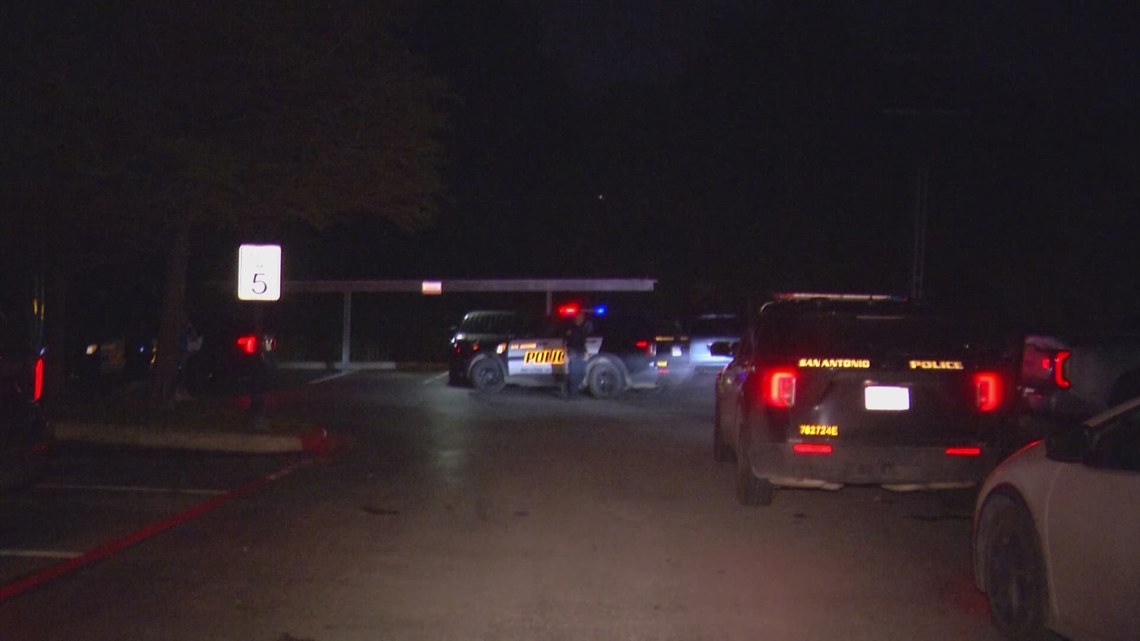 Man stabbed in former southeast apartment dispute