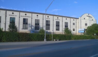 San Antonio teacher dies after suffering medical emergency at school