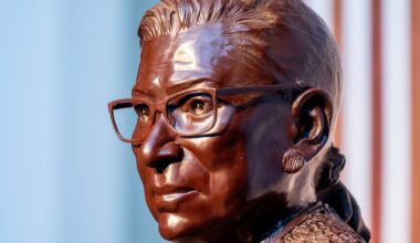 A Ruth Bader Ginsburg Monument Comes to Brooklyn Bridge Park