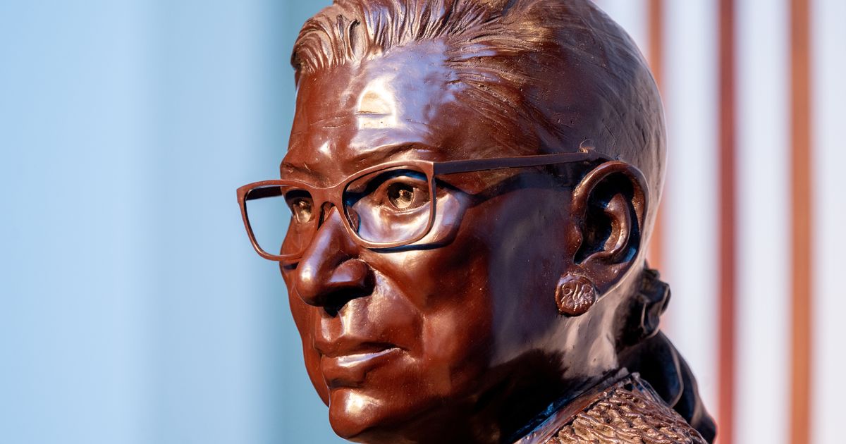 A Ruth Bader Ginsburg Monument Comes to Brooklyn Bridge Park