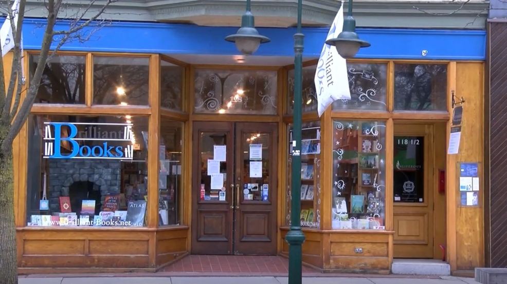 Traverse City bookstore to close retail location