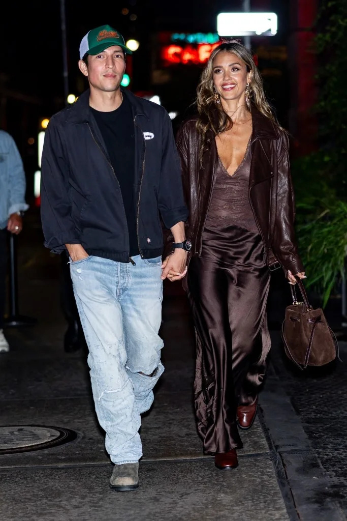 Jessica Alba and Danny Ramirez looked cheerful on their NYC date night Monday. The Hapa Blonde / BACKGRID