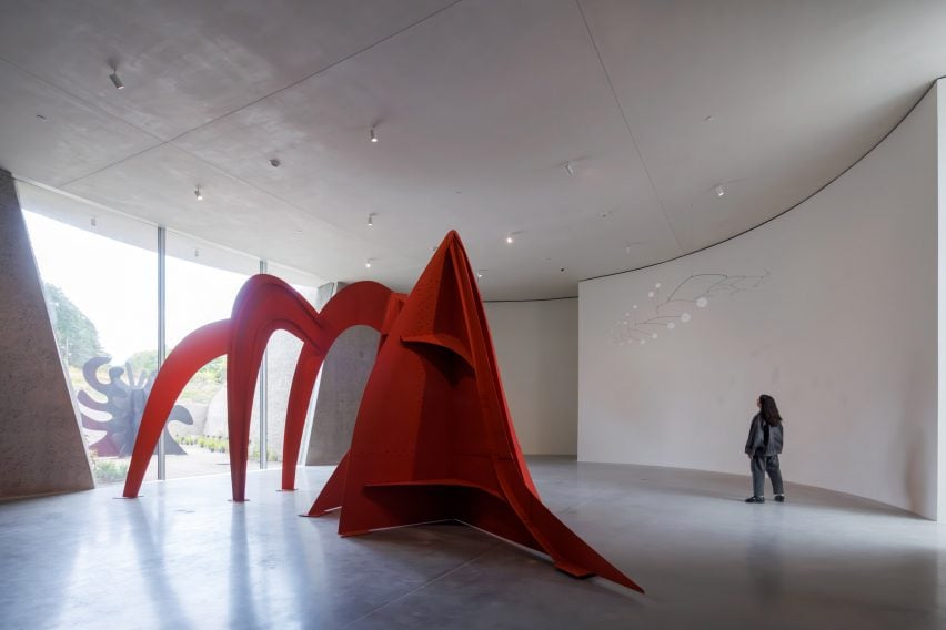 Calder Gardens interior
