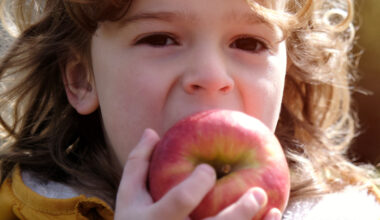 Common Pesticide Linked to Widespread Brain Abnormalities in Children : ScienceAlert
