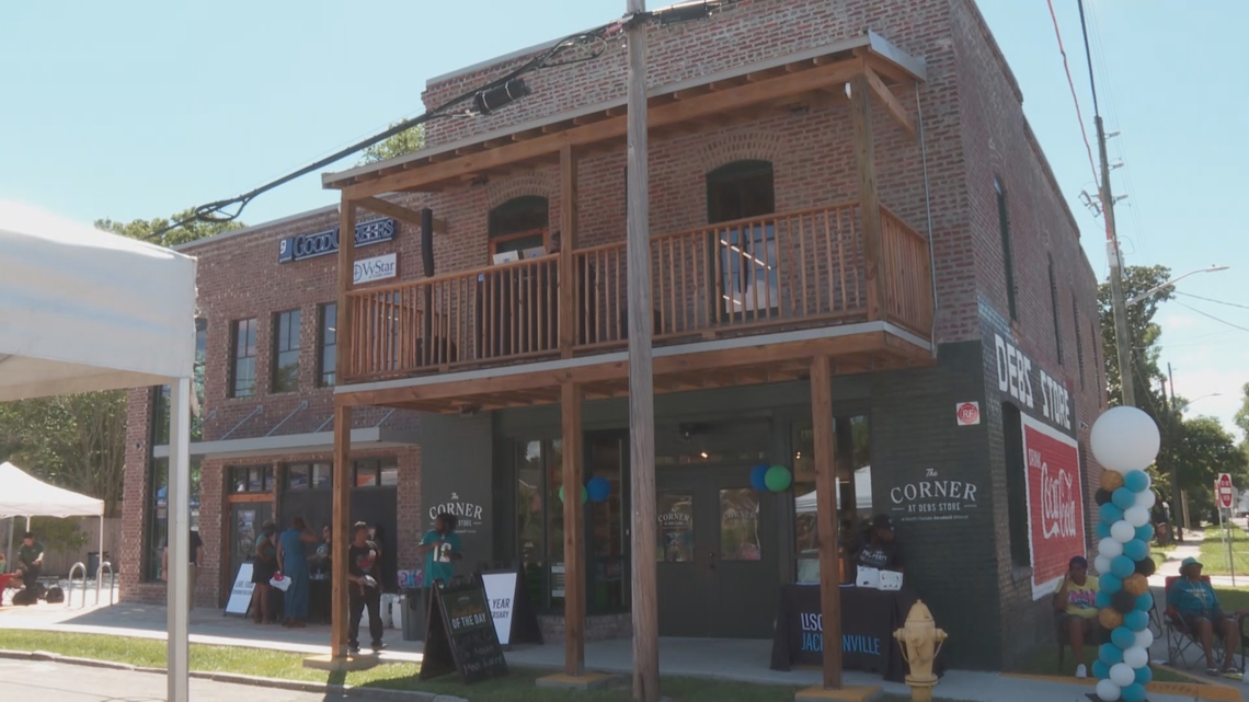 Jacksonville's Eastside celebrates 904 Day with block party