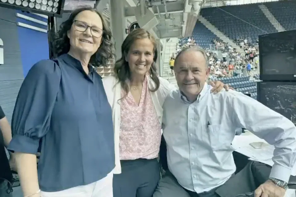 Cliff Drysdale with Pam Shriver (left) and Mary Jo Fernandez (middle). ESPN