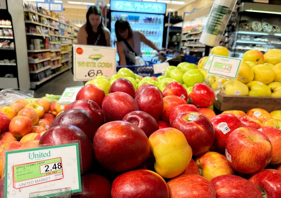 Apples, an American staple, can help keep blood healthy and ease inflammation (Getty Images)