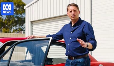 Andrew Hastie's spray at 'muppet', 'coward' Liberal colleagues after post bemoaning loss of Aussie car making