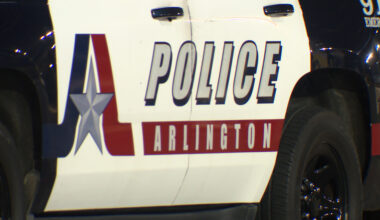 Arlington robbery leads to police chase into Fort Worth