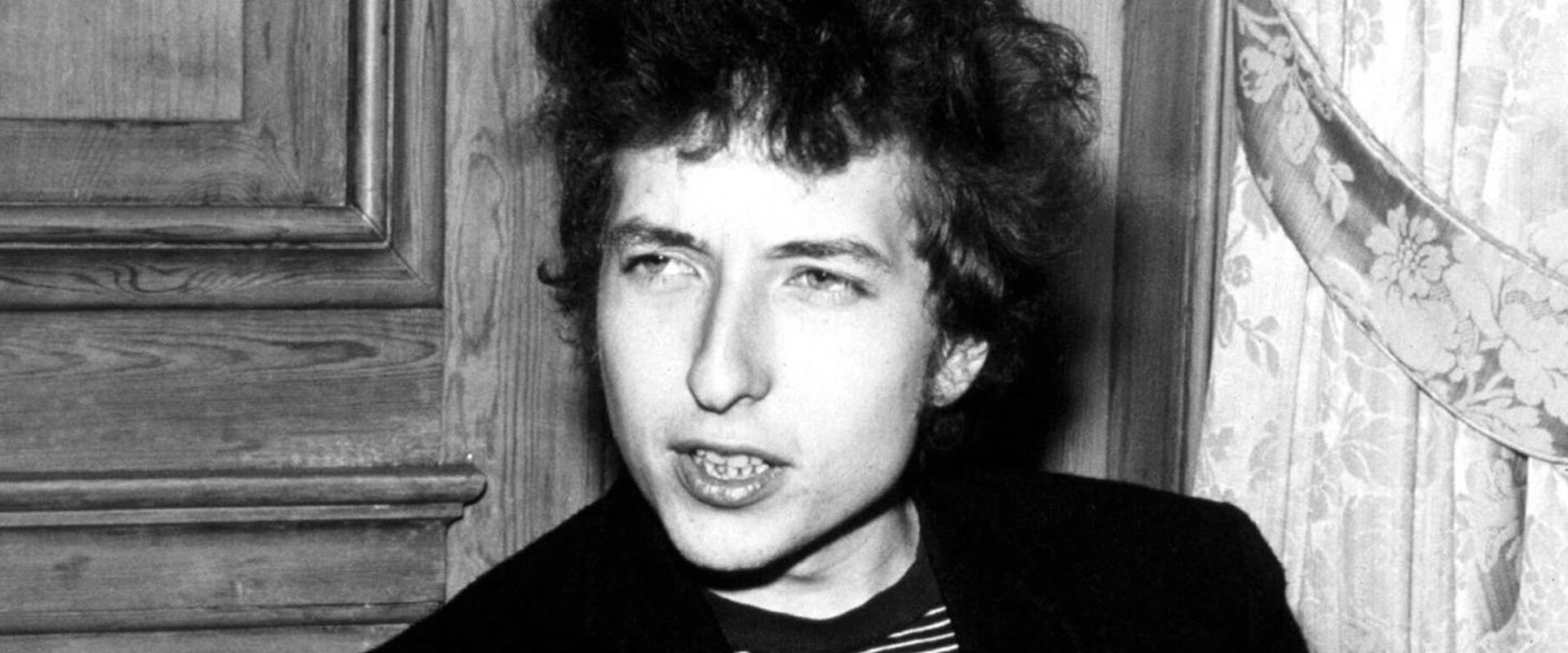 3 Underrated Classic Rock Songs That Require Some Patience at Over 11 Minutes Long